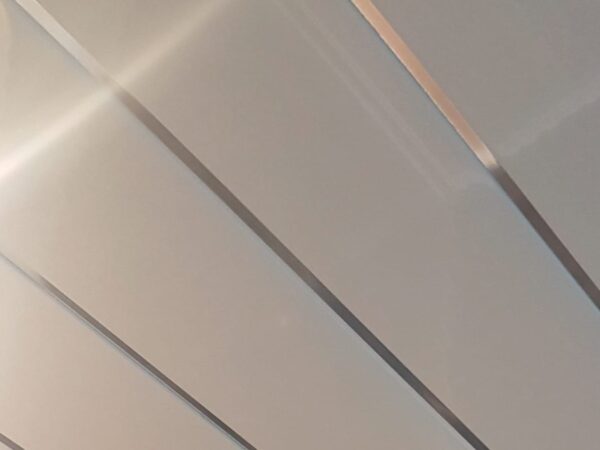 Sample- Neptune Moderna White & Silver 2.6m pk5 - Image 4
